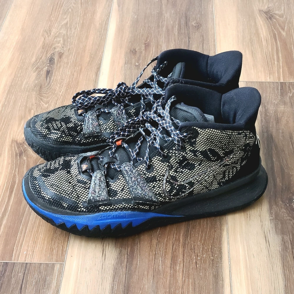 NIKE Kyrie 7 Grind Basketball Shoes in Black/Green/Orange